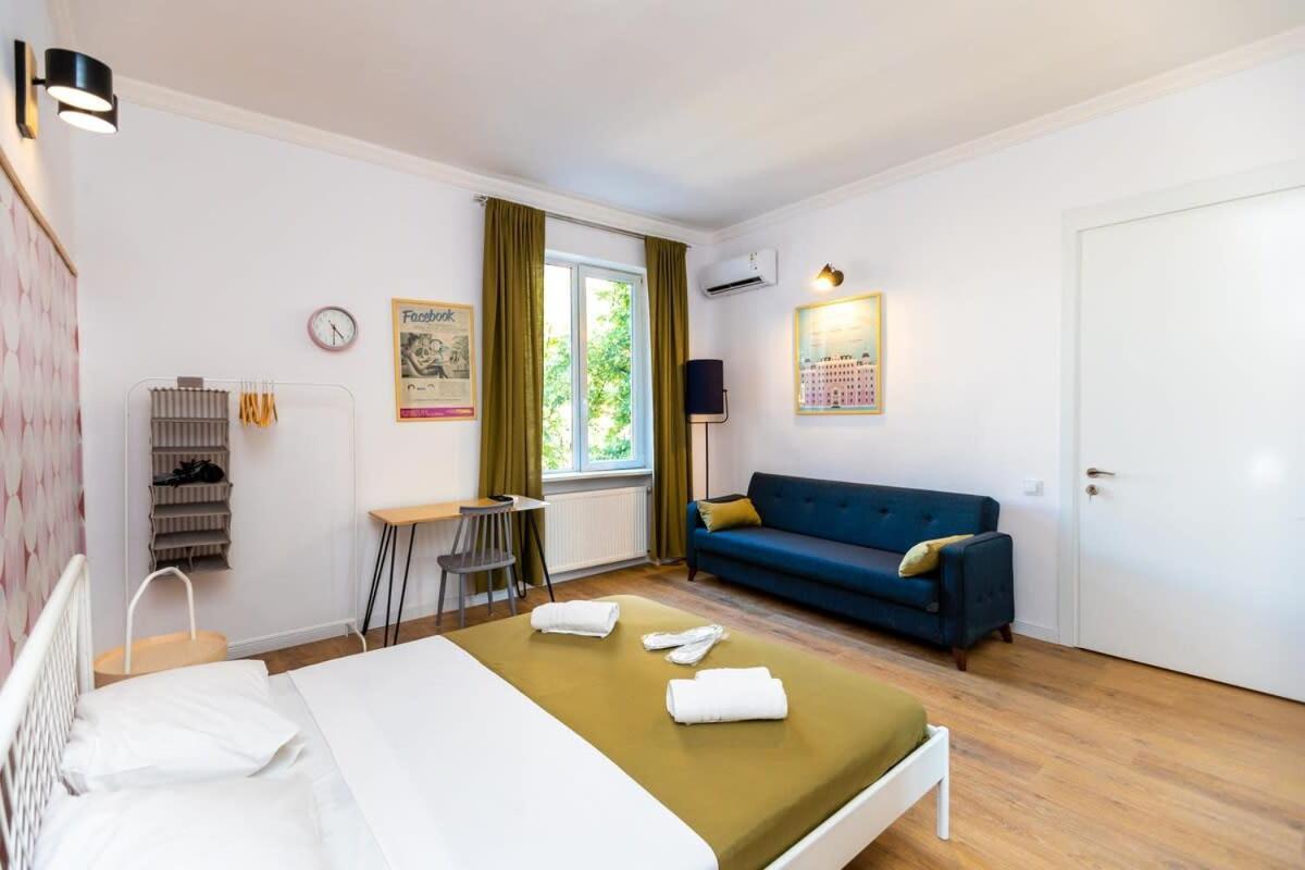 Central Vera Studio - Ideal For 3 - By Wehost Tbilisi Esterno foto